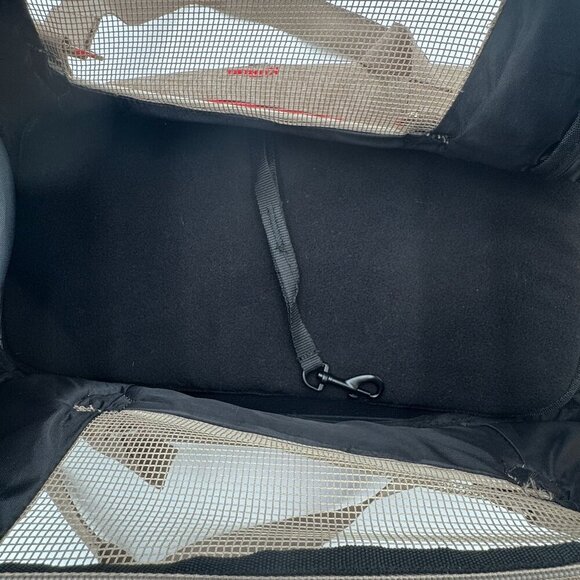 Kurgo Metro Carrier, Soft Sided Pet Carrier Bag, Airline Approved - Picture 7 of 8